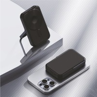 Компактний магнітний повербанк MagSafe 10 000 мАг з підставкою і швидкою зарядкою, чорний