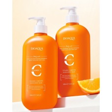 Очищаючий гель для душу з вітаміном C Bioaqua Vitamin C Clean Gloss, 500 мл