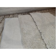 Уценка. Универсальный коврик для ванной, спальни, гостиной. Молочный