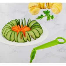 Нож для фигурной нарезки овощей спиралью, пластиковый, 10*4*3 см
